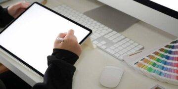 Why should You Hire Freelancing Graphic Designers in Sydney?